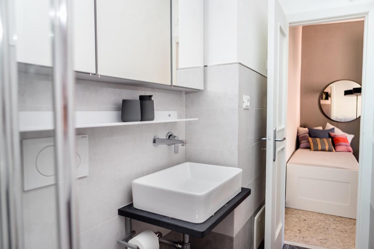 Suite Contemporanea Tra Le Vie Storiche Moneglia Ngoại thất bức ảnh